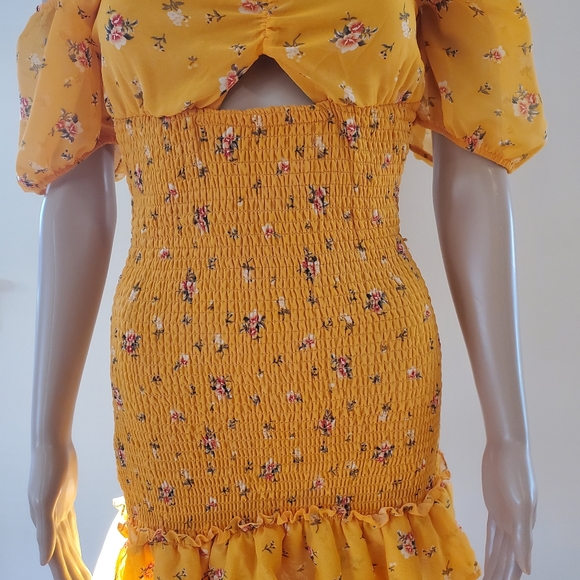 Yellow Floral Cut-Out Tiered Mini Sundress - Picture 12 of 14